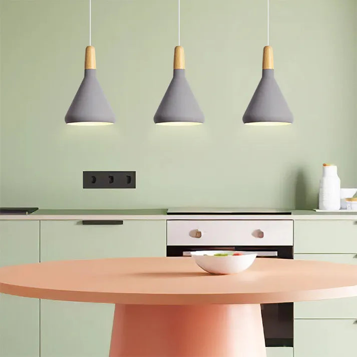 Lumiere | Kúpos Macaron Inspirálta Fém Függeszték