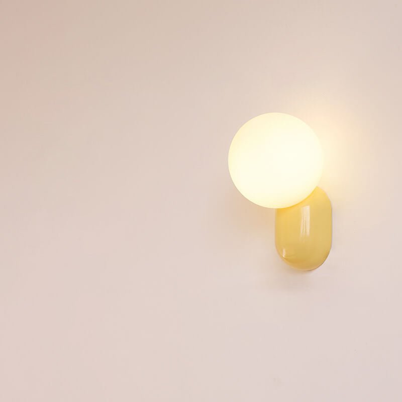 Aplique de pared moderno con globo de vidrio y una luz para iluminación del hogar