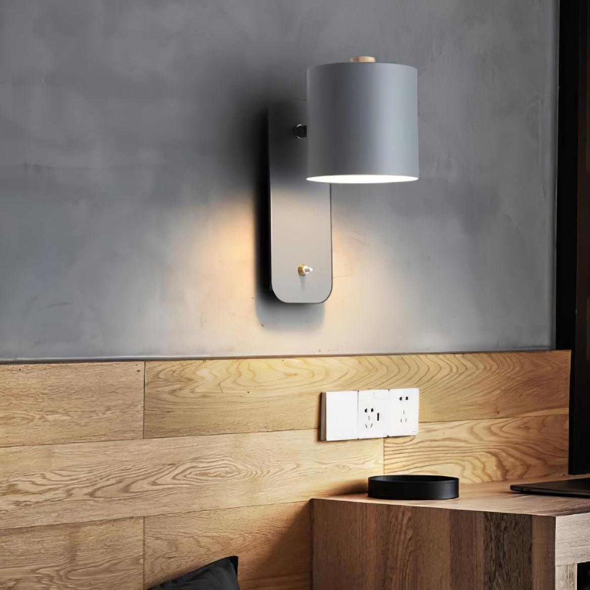 Applique da parete con testa rotante e LED cilindrico per illuminazione murale