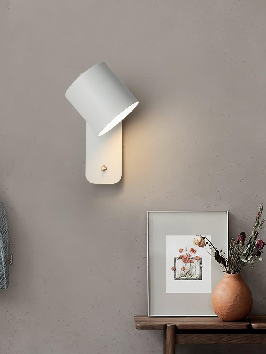 Applique da parete con testa rotante e LED cilindrico per illuminazione murale