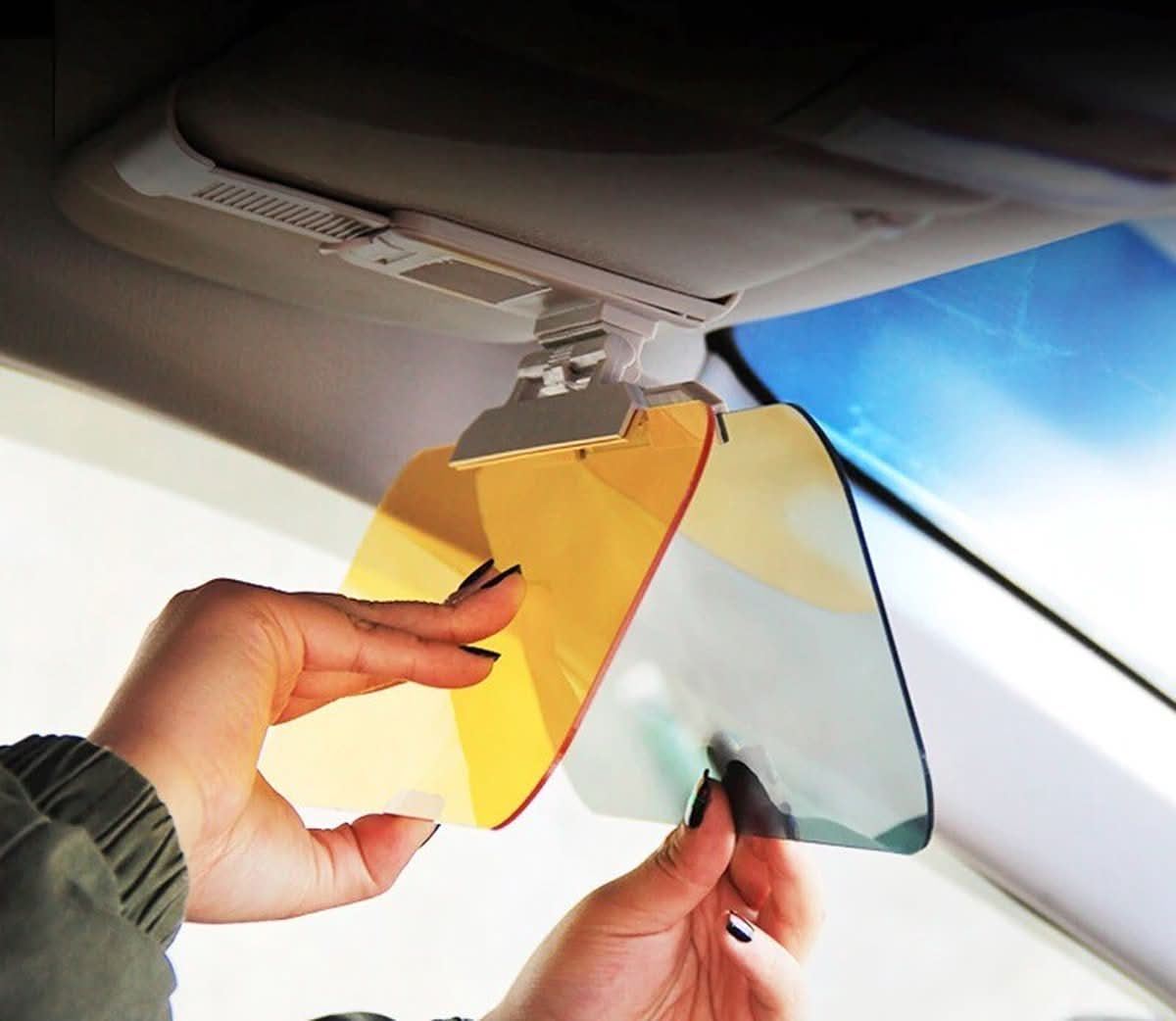 Parasole per auto NovaGuard per una guida senza abbagliamento e il comfort del conducente