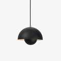 Geometrisk pendellampe i smijern, én lyskilde, moderne for moderne hjem