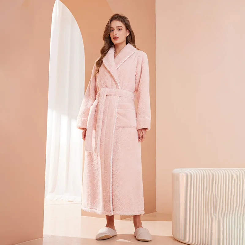 ThermaLuxe | Flannel Winter Bathrobe | Orntli