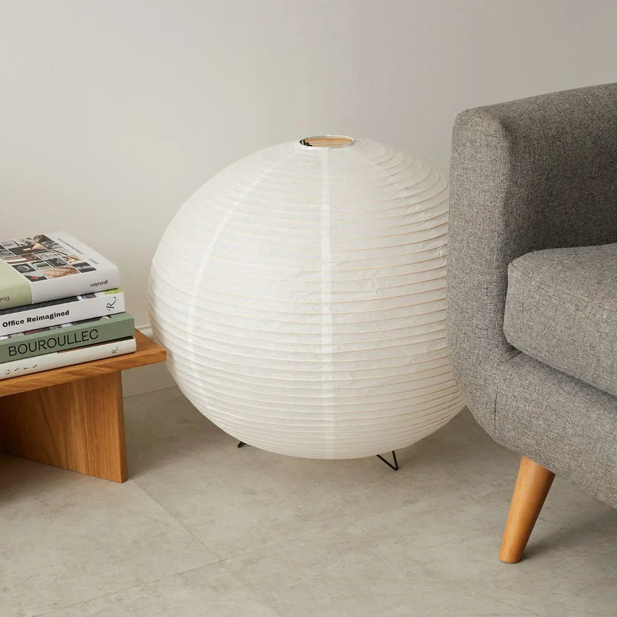 Elegant Table Lamp With Rice Paper Spherical Shade