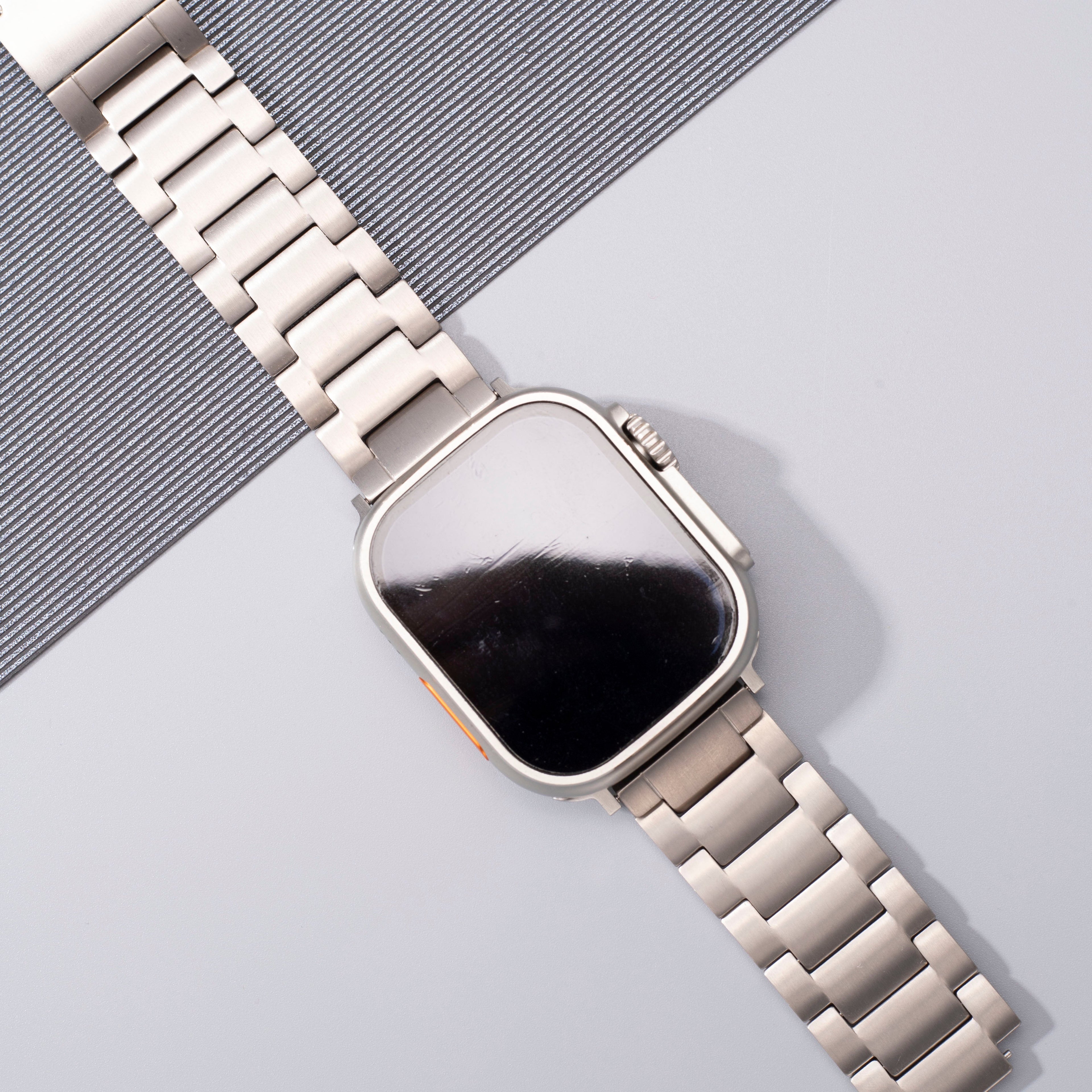 Ren titanium Apple Watch-rem