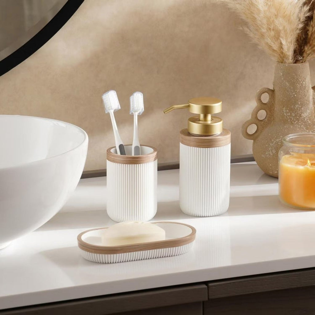 Ceravia Weißes Badezimmer-Set mit Seifenschale, Spender und Becher