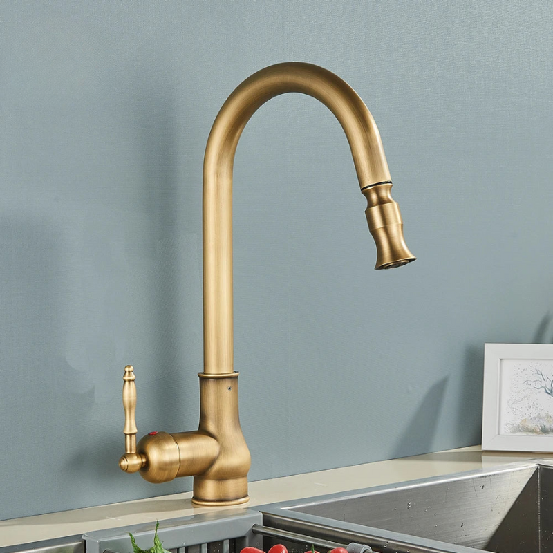 VintageTap – Køkkenarmatur i antik messing