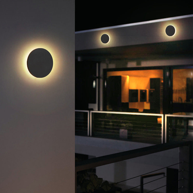 Arden | Minimalist Outdoor LED Wall Light | Orntli