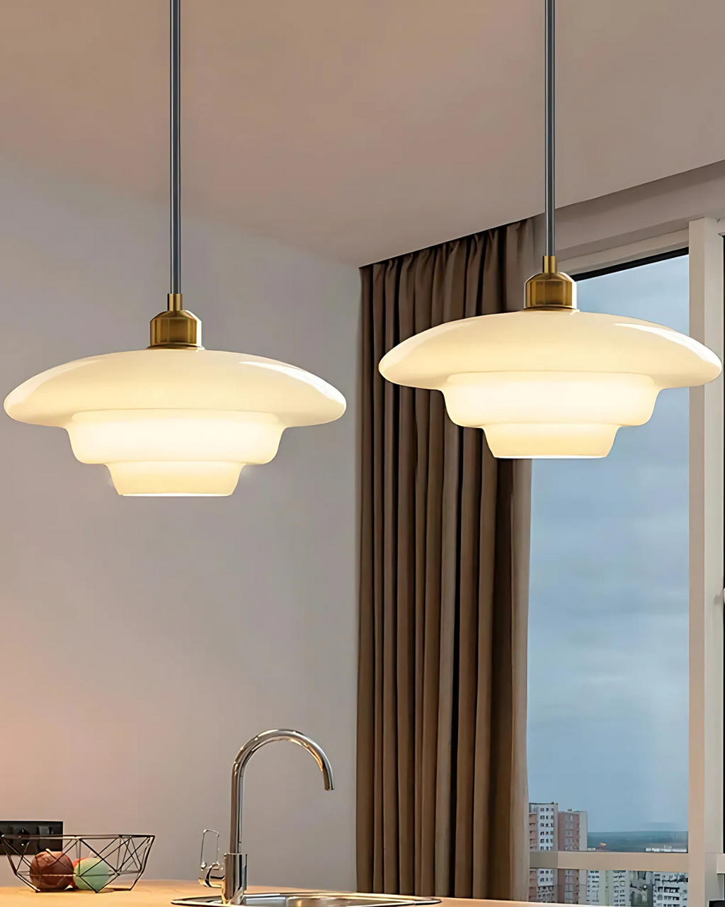 Luselle | Cloud-Shaped Pendant Light in Retro Opal Glass | Orntli