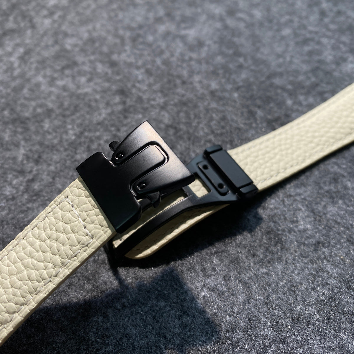 Læderrem til Apple Watch med magnetisk spænde