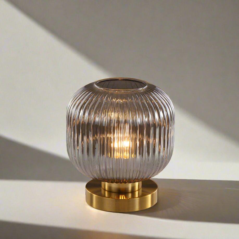 Aurelia Nordisk Amber Bordlampe for Soverom eller Stue