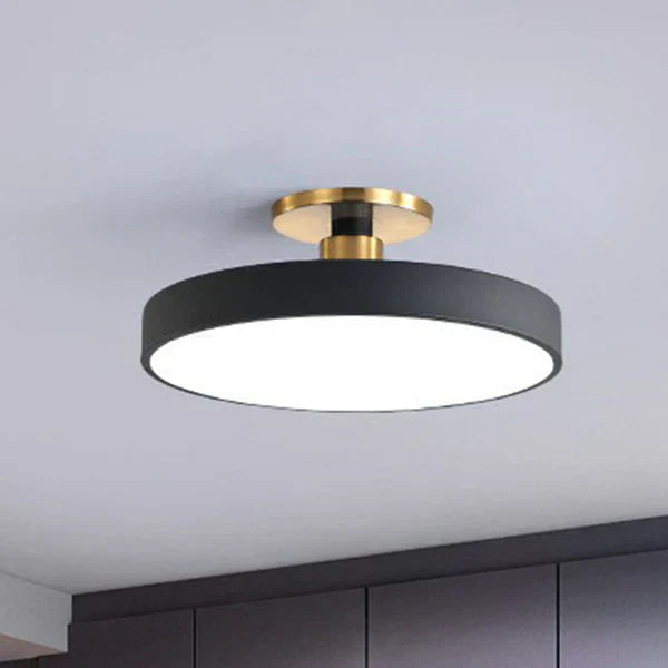 Kivara | nordisk taklampe med myk LED-diffus glød