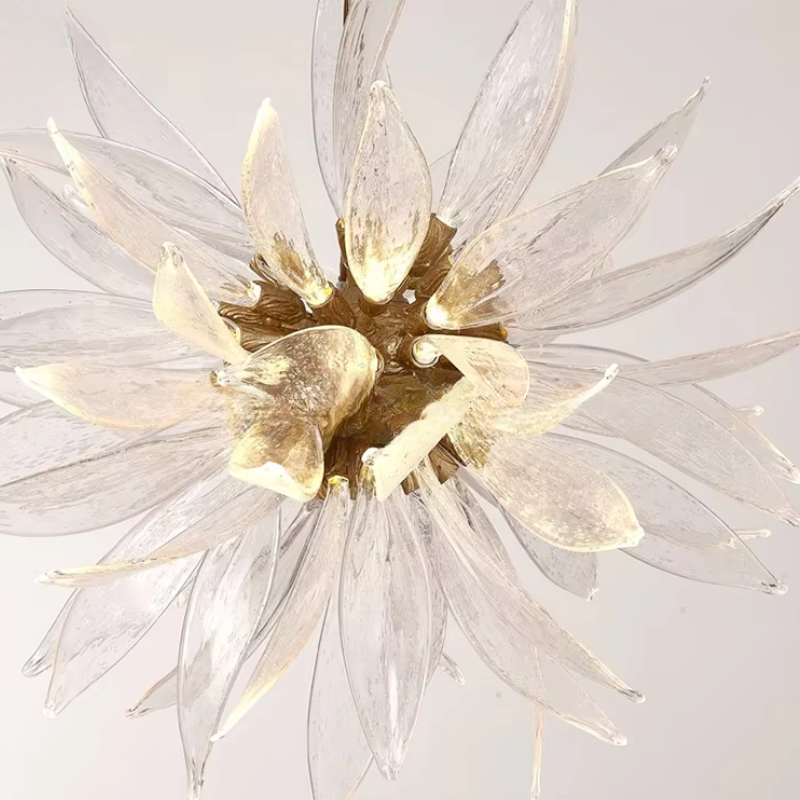 Liora Bloom Solsikke Glass Lysekrone med kobberramme og LED