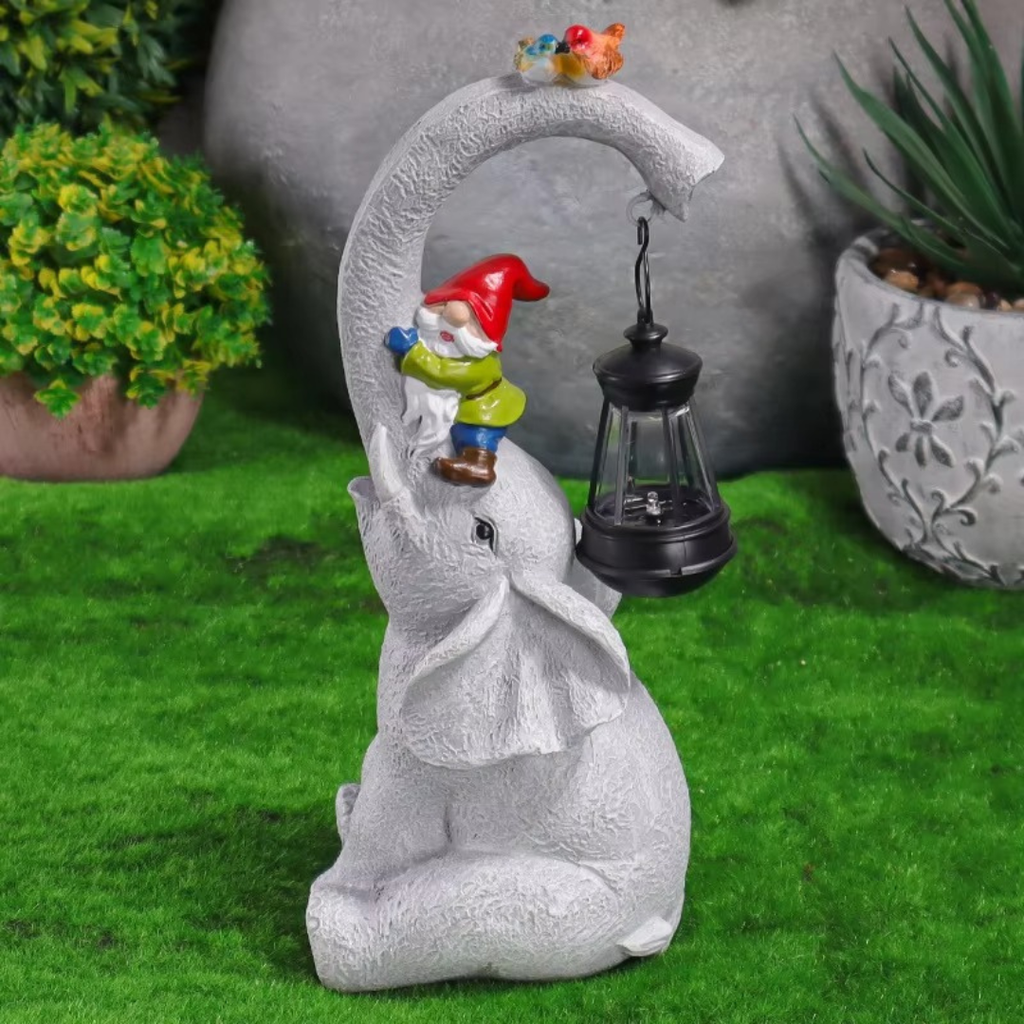 Lanterne de jardin féerique éléphant solaire avec une fée chevauchant un éléphant