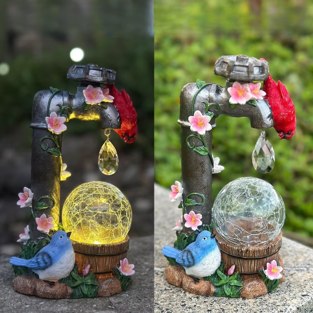 Solar-Powered Cardinal Garden Light Statue For Outdoor Decor