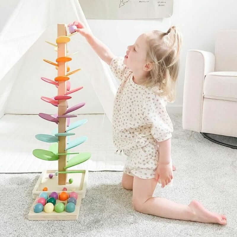Tour en bois avec billes pour enfants : un jouet sensoriel interactif pour stimuler la créativité