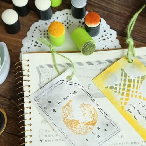 Kit de peinture au doigt VividSplash pour enfants, 20 couleurs vives, tampons et règles