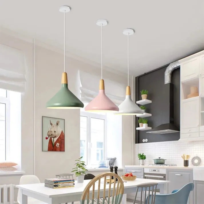 Lumiere | Kúpos Macaron Inspirálta Fém Függeszték