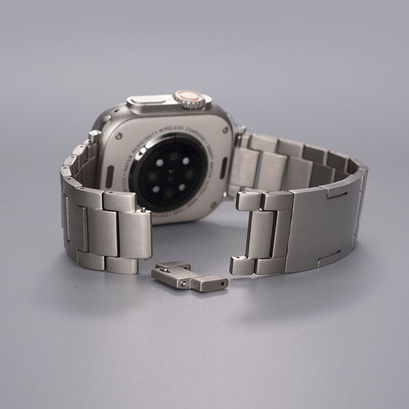 Ren titanium Apple Watch-rem