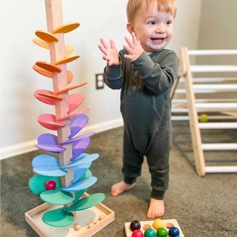 Tour en bois avec billes pour enfants : un jouet sensoriel interactif pour stimuler la créativité
