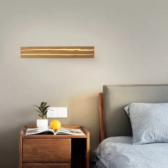 Sylvanor tre vegglampe med varm, sprukket kornstruktur