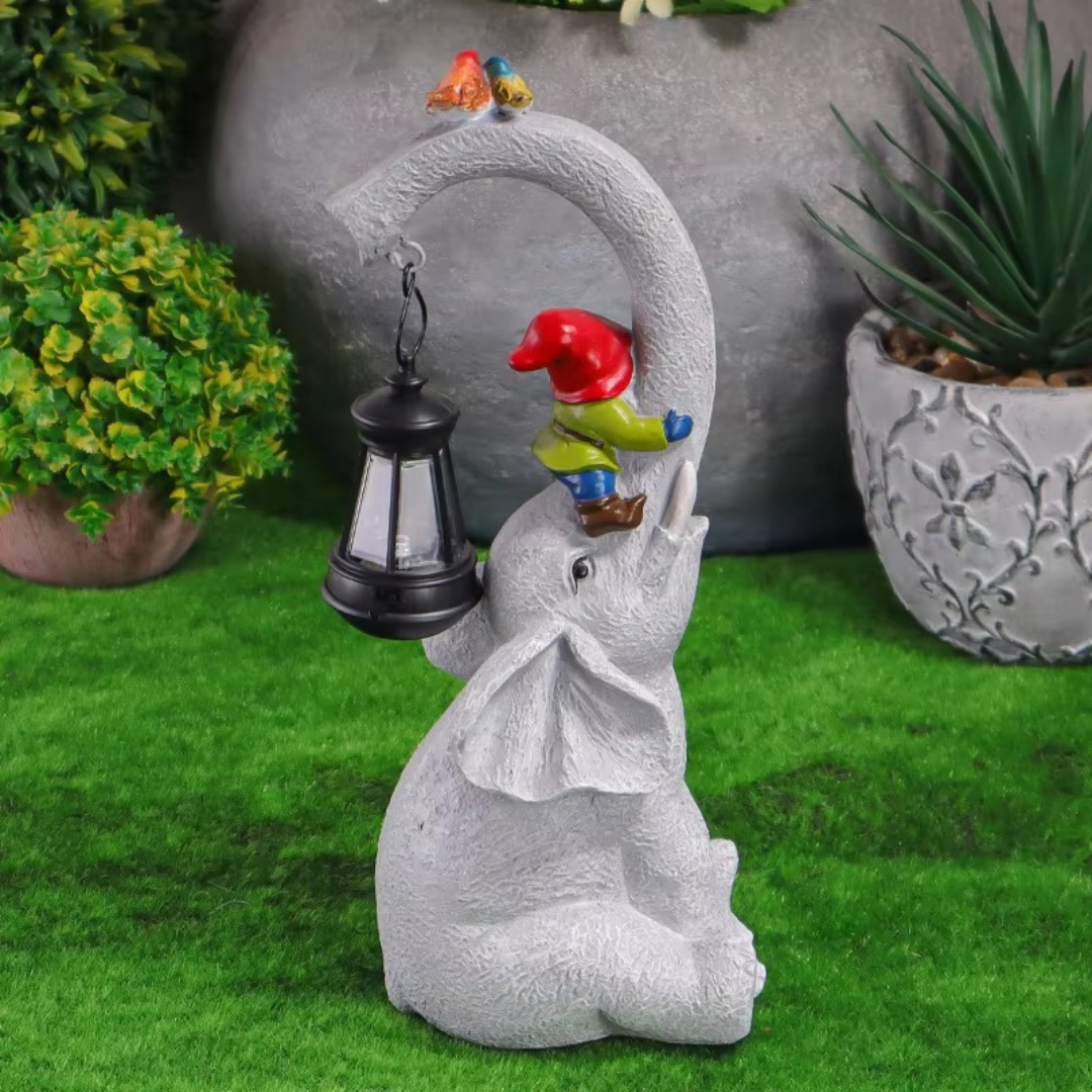 Lanterne de jardin féerique éléphant solaire avec une fée chevauchant un éléphant