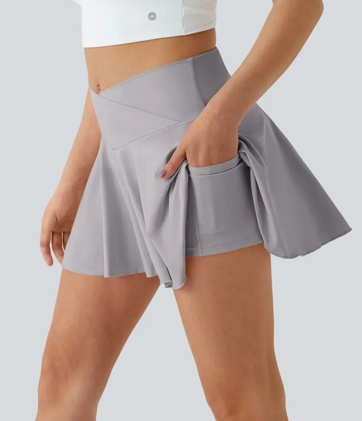 AuraFlex luftiger Tennisrock mit integrierten Shorts UPF50Plus für Damen