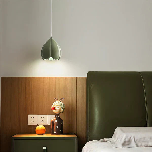 Marenelle | Elegant Rustic Pendant Light | Orntli