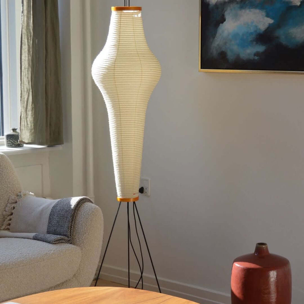 Sochařská stojací lampa s rýžovým papírovým stínidlem v japonském stylu
