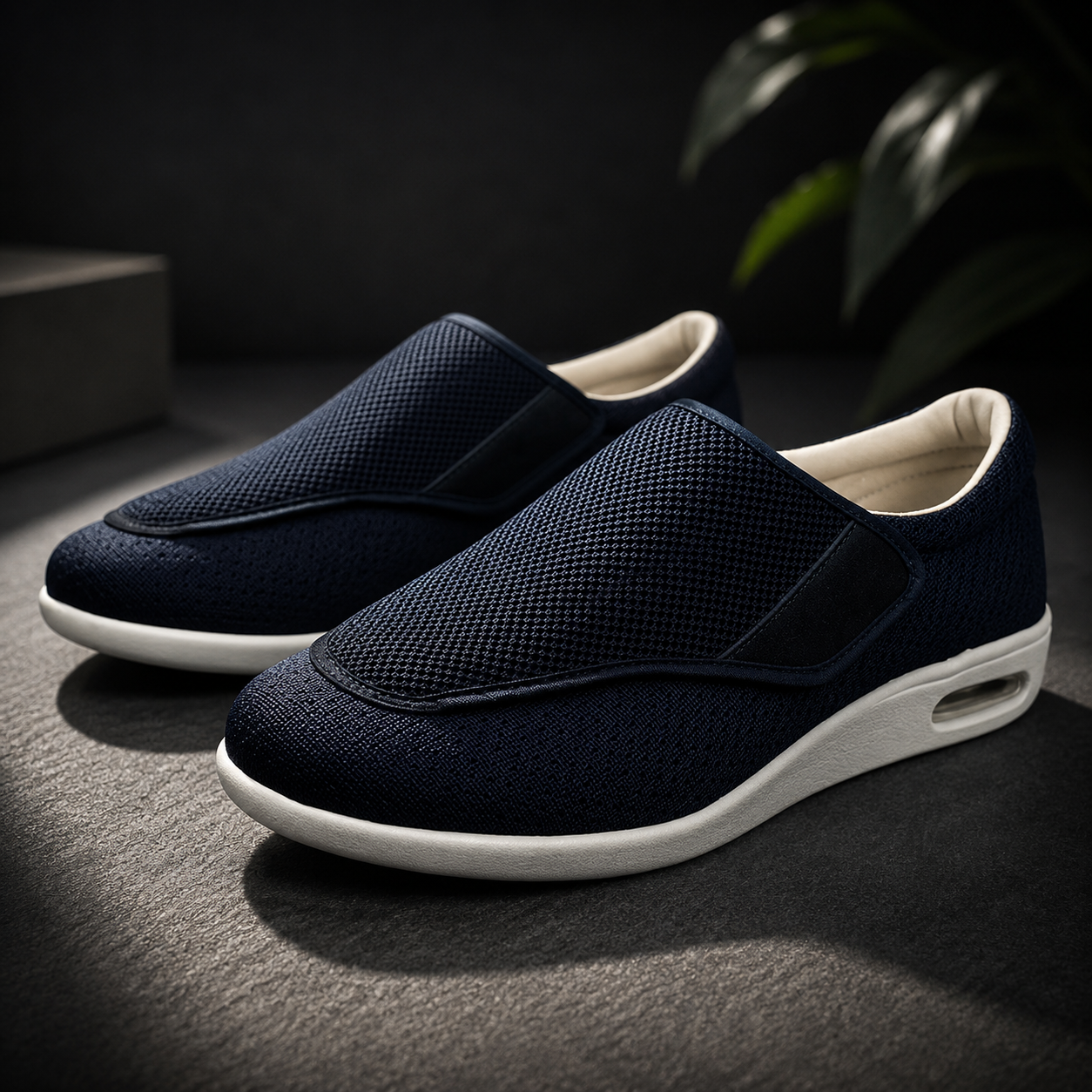Adjustable Wide-Width Comfort Shoes For Broad Feet All Day