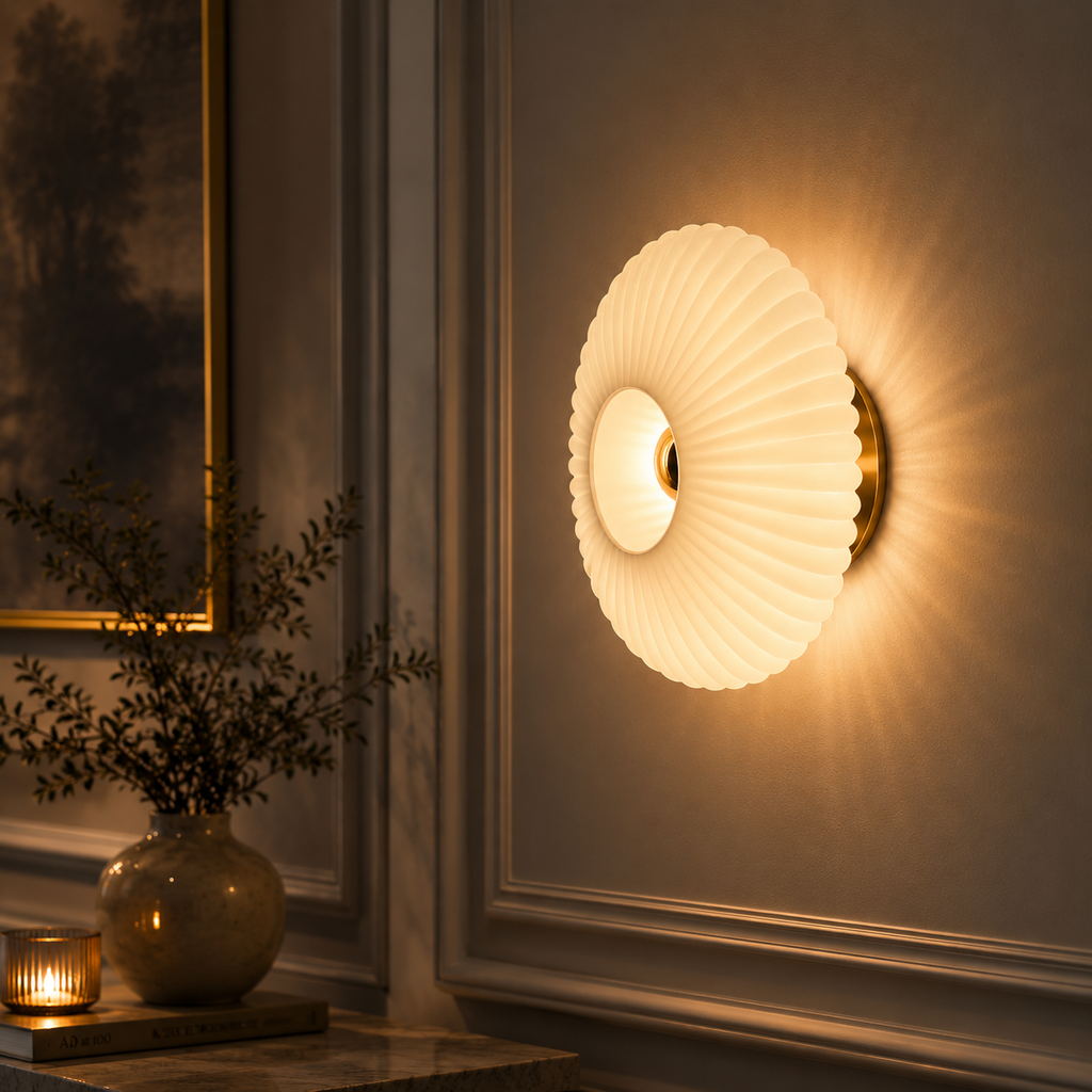 Nástěnné svítidlo Compagnien Glass Globe pro moderní interiéry