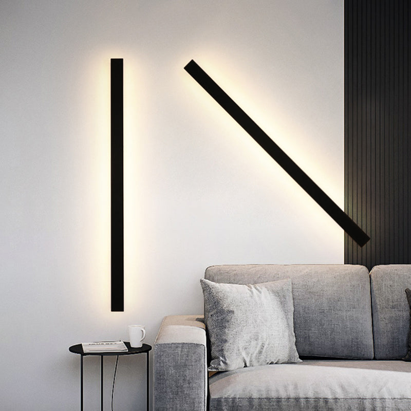 Elara | Linear Outdoor Wall Light | Orntli