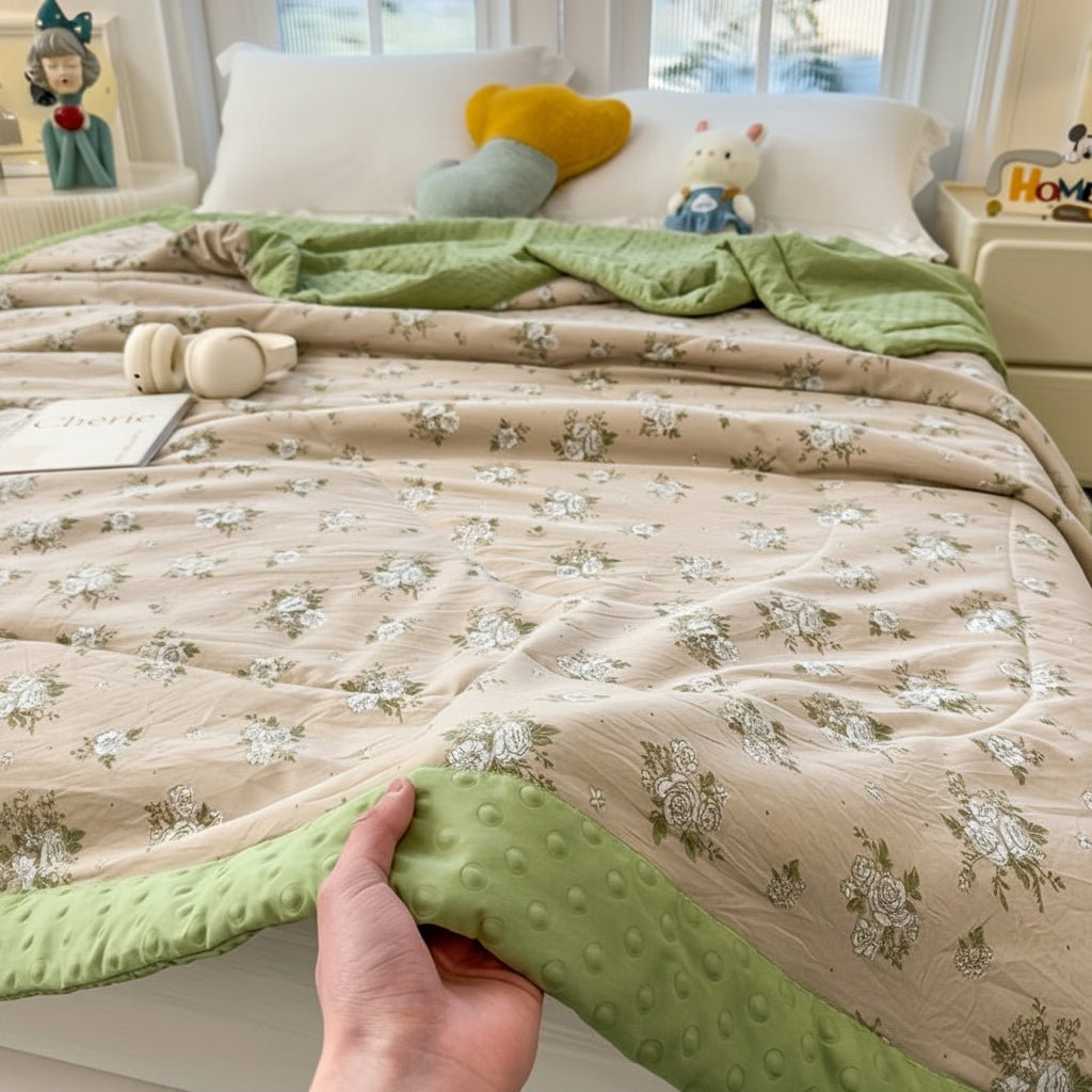 FRESHPETAL Summer Blanket With Gentle Elegance For Calm Nights