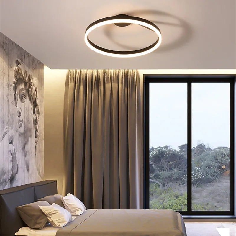 ArishaGlow - Elegantní stropní LED lampa v zlaté barvě a kovu