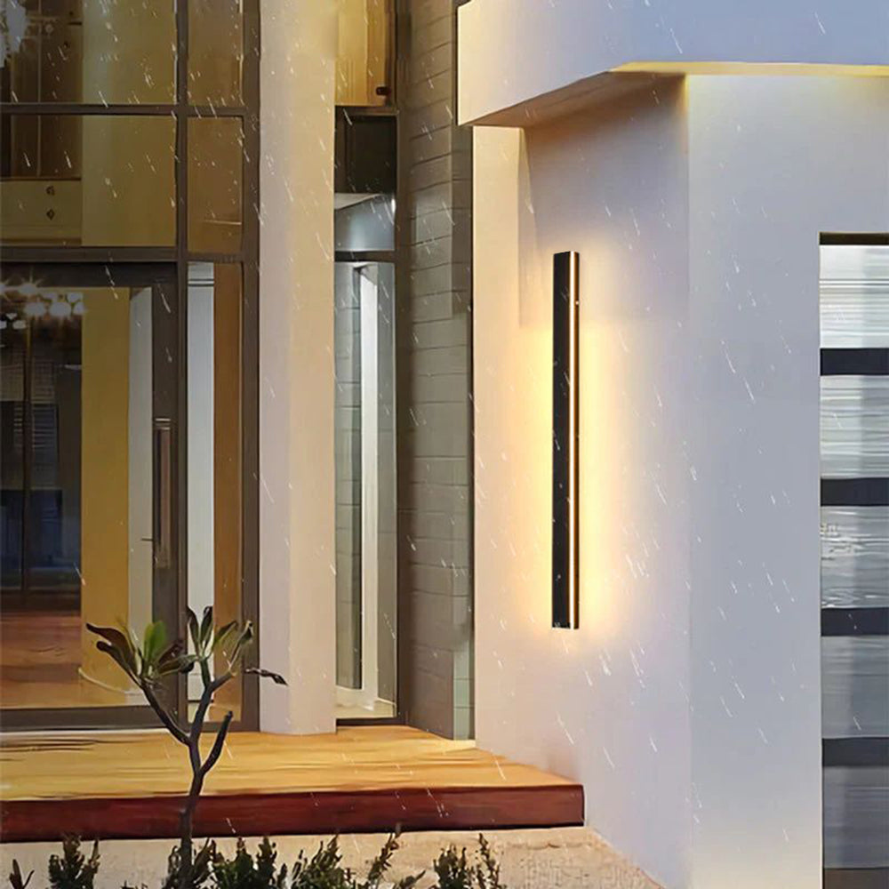 Elara | Linear Outdoor Wall Light | Orntli