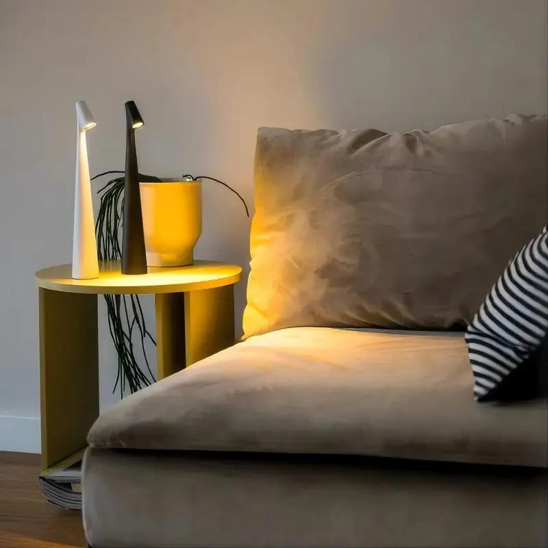 Nordisk minimalistisk design bordlampe | Trådløs | LED | Læselampe | Spisebordslampe