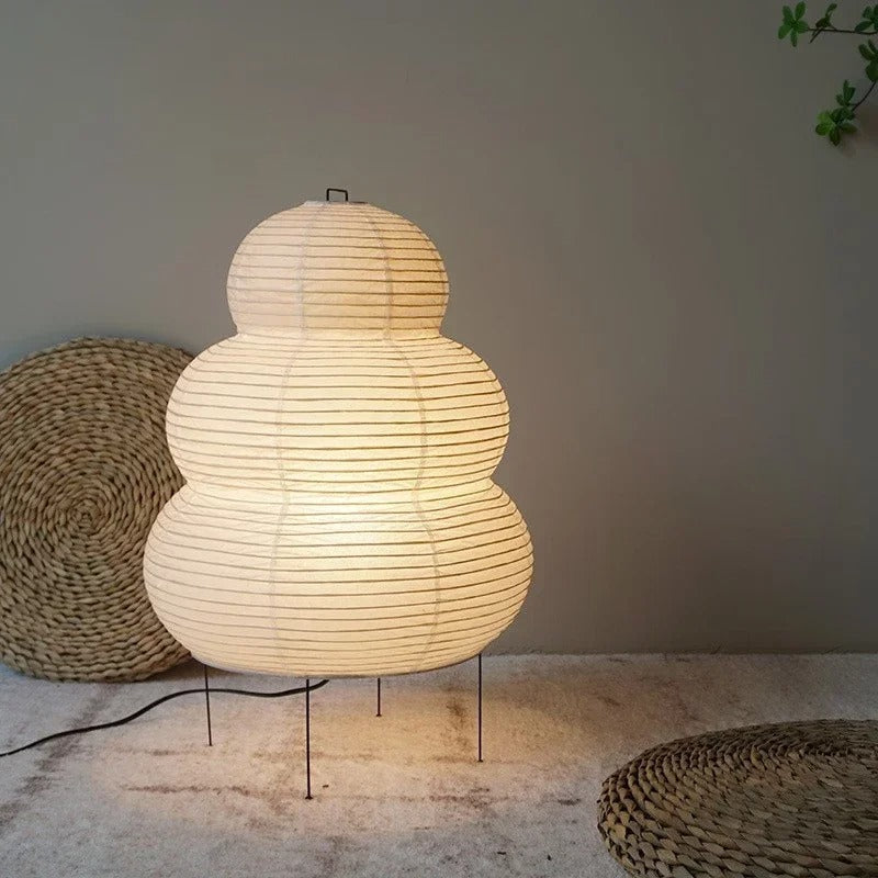 Lampă de podea KumoLumi cu hârtie de orez Washi albă și lumină difuză