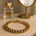 Metallisk kant armbåndsur for profesjonelle med elegant, slitesterkt ripebestandig glass