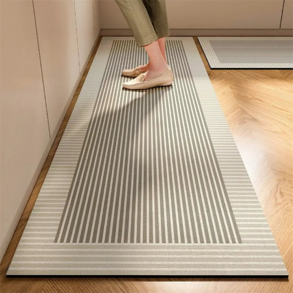 Anti-Ermüdungsmatte für die Küche von CozyStep – für vielbeschäftigte Küchen mit saugfähiger, rutschfester Oberfläche