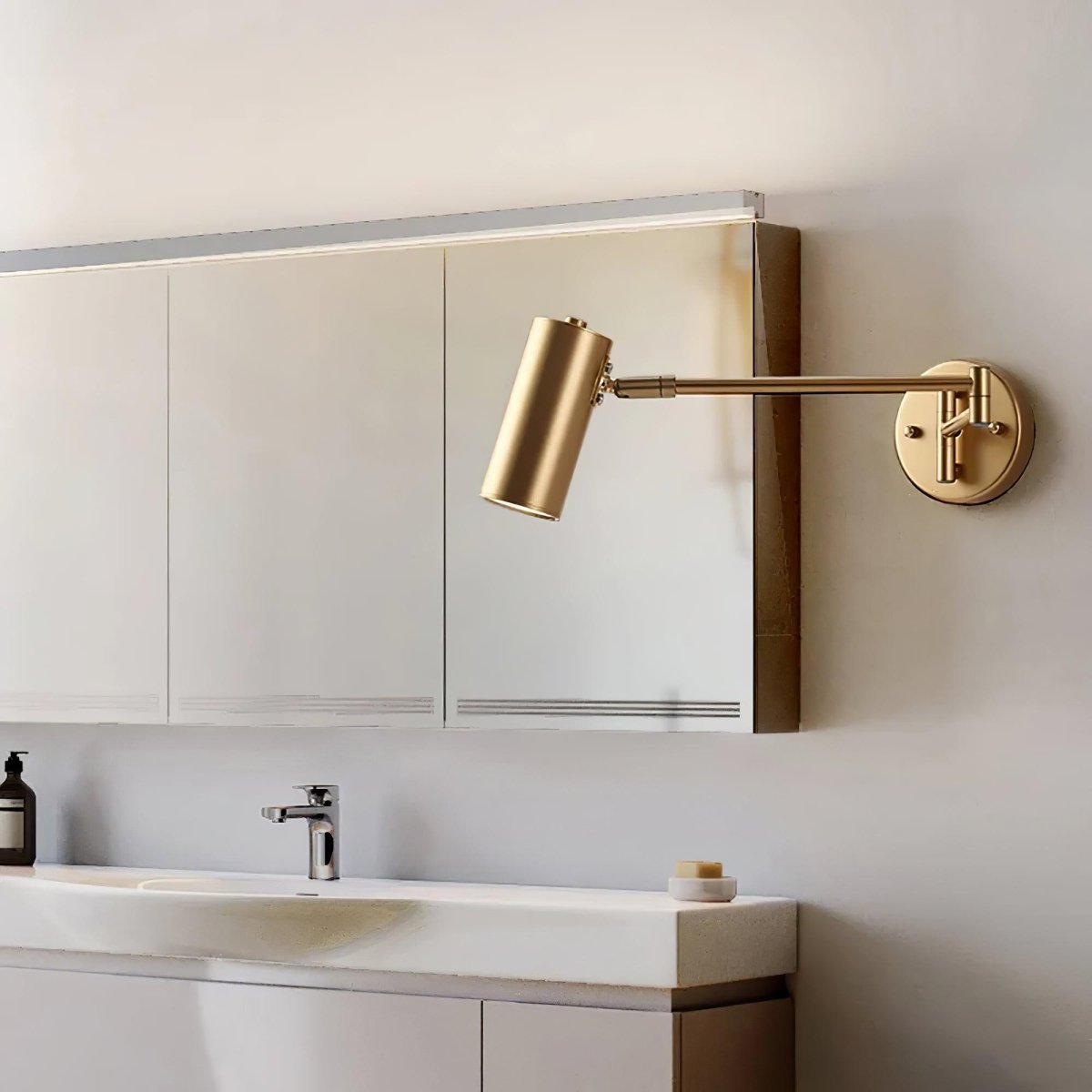 Verstellbare Wandleuchte mit Schwenkarm und LED, 1-flammige moderne Leuchte