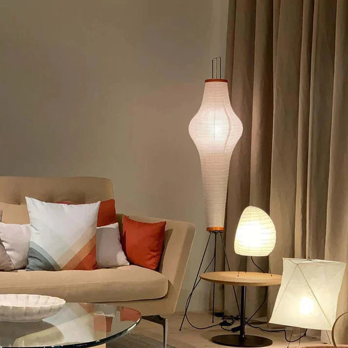 Sochařská stojací lampa s rýžovým papírovým stínidlem v japonském stylu