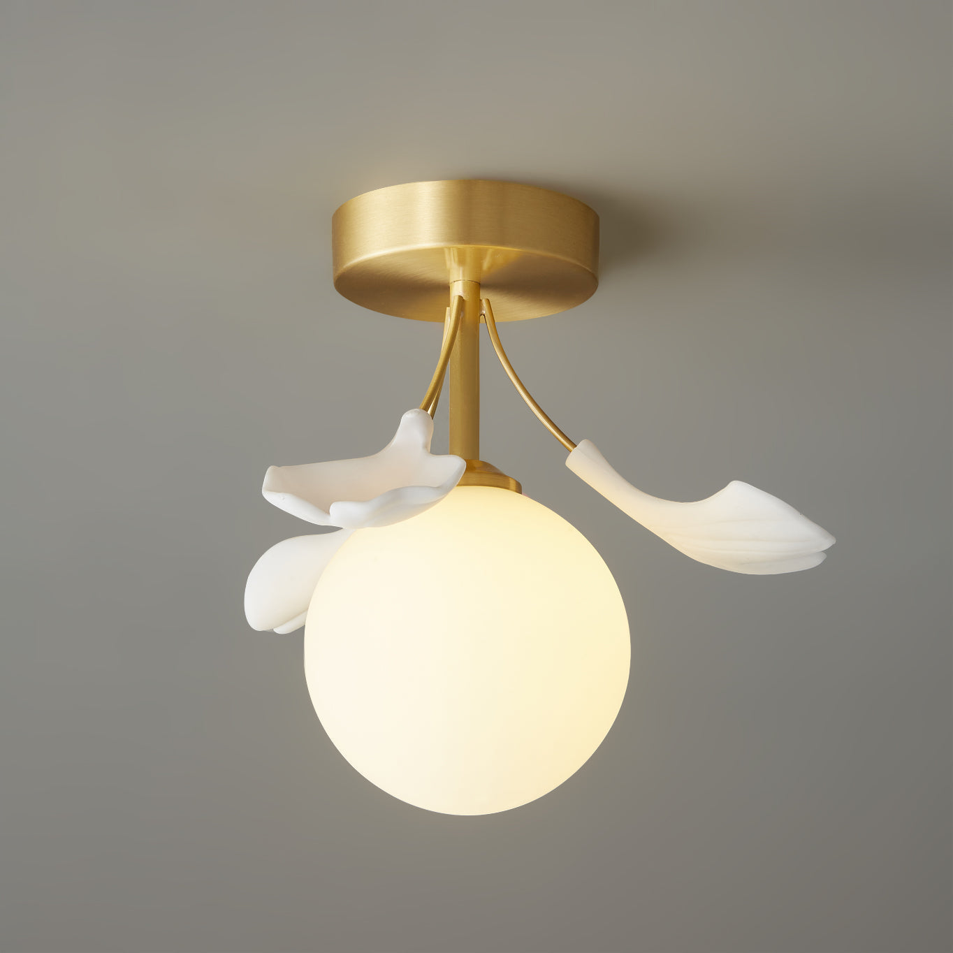 Plafonnier SylvaGlow Feuille de Ginkgo pour Espaces Ambiants