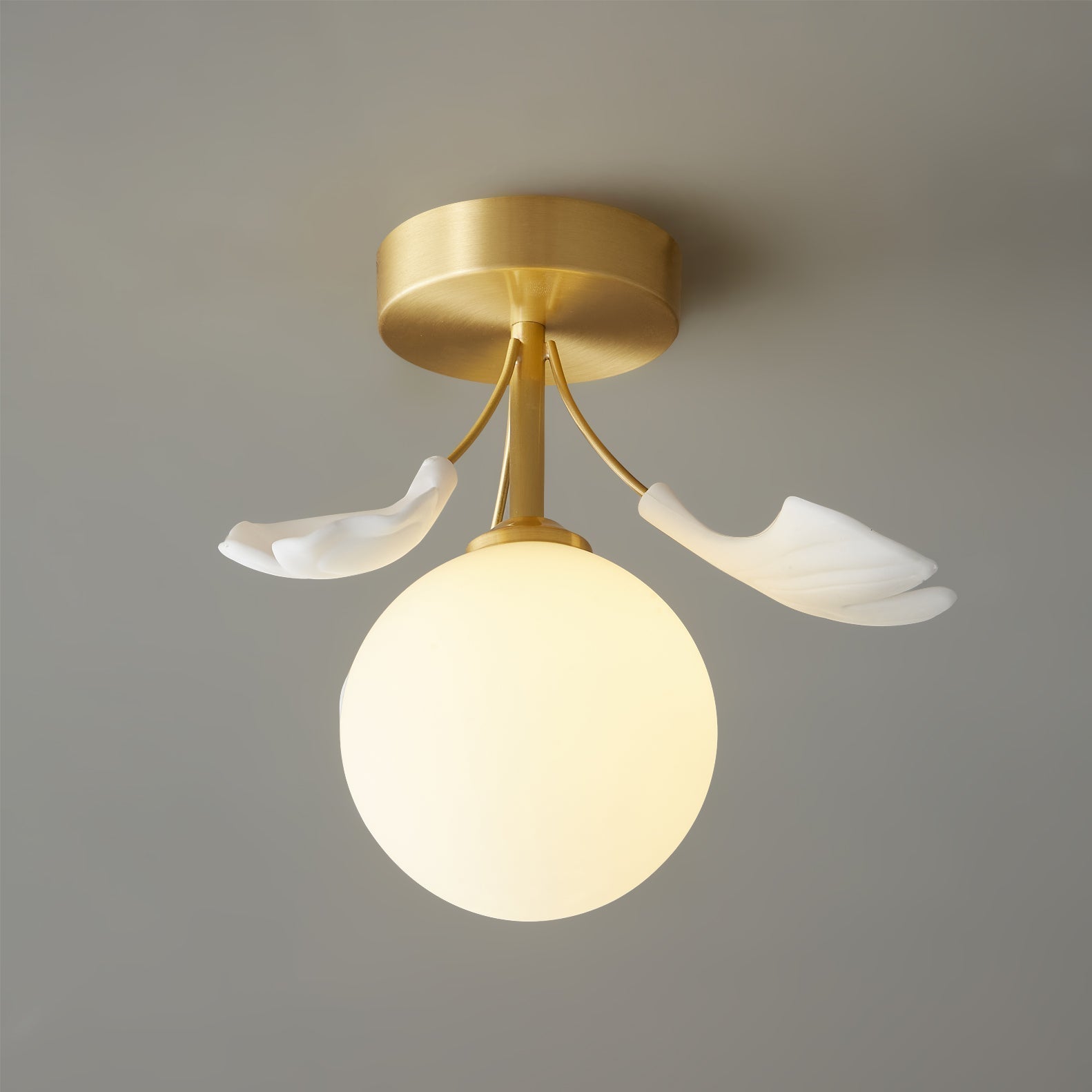 Plafonnier SylvaGlow Feuille de Ginkgo pour Espaces Ambiants