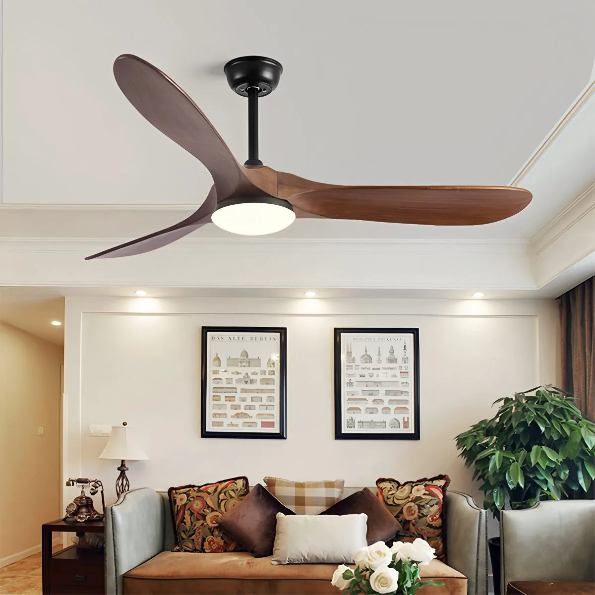 Nordischer Deckenventilator aus Massivholz mit Licht - Orntli