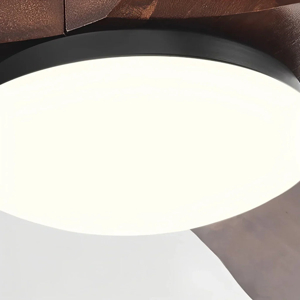 Nordischer Deckenventilator aus Massivholz mit Licht - Orntli