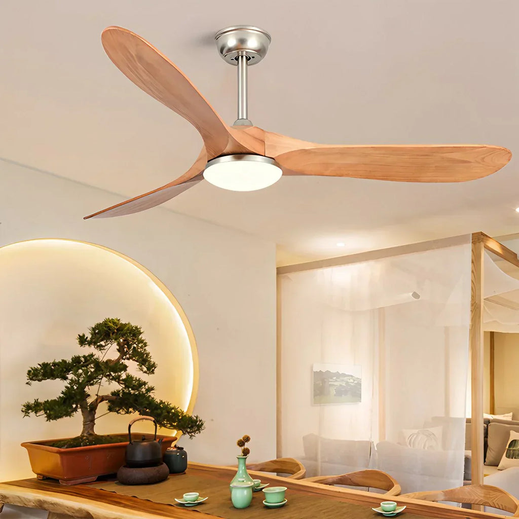 Nordischer Deckenventilator aus Massivholz mit Licht - Orntli