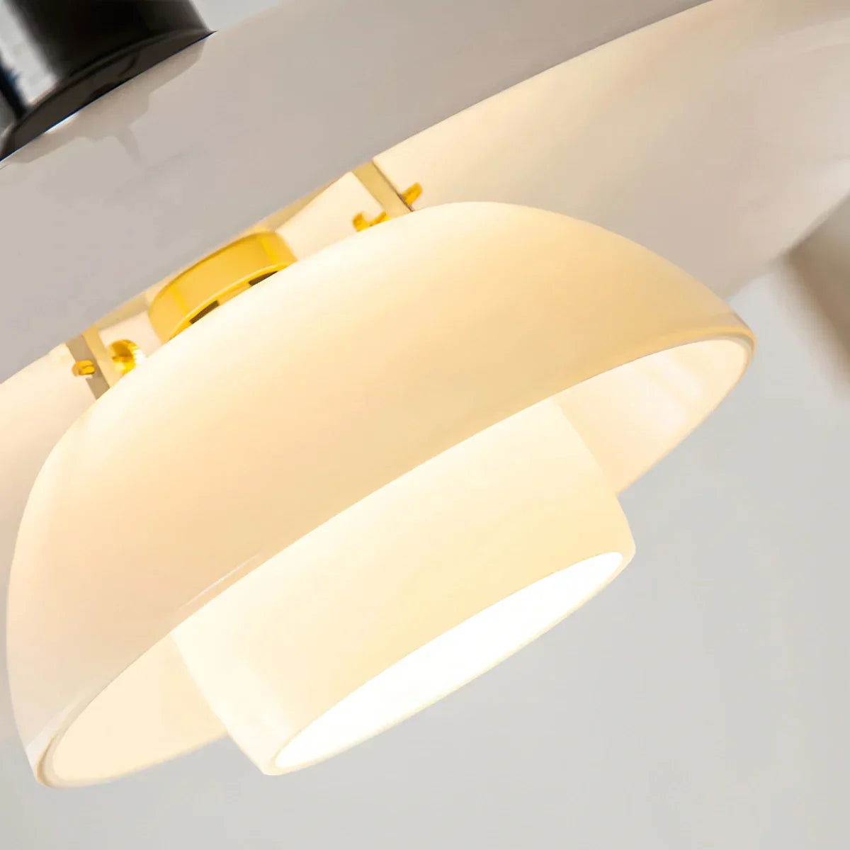 Danish Designer Glass Pendant Lamp for Kitchen - Orntli