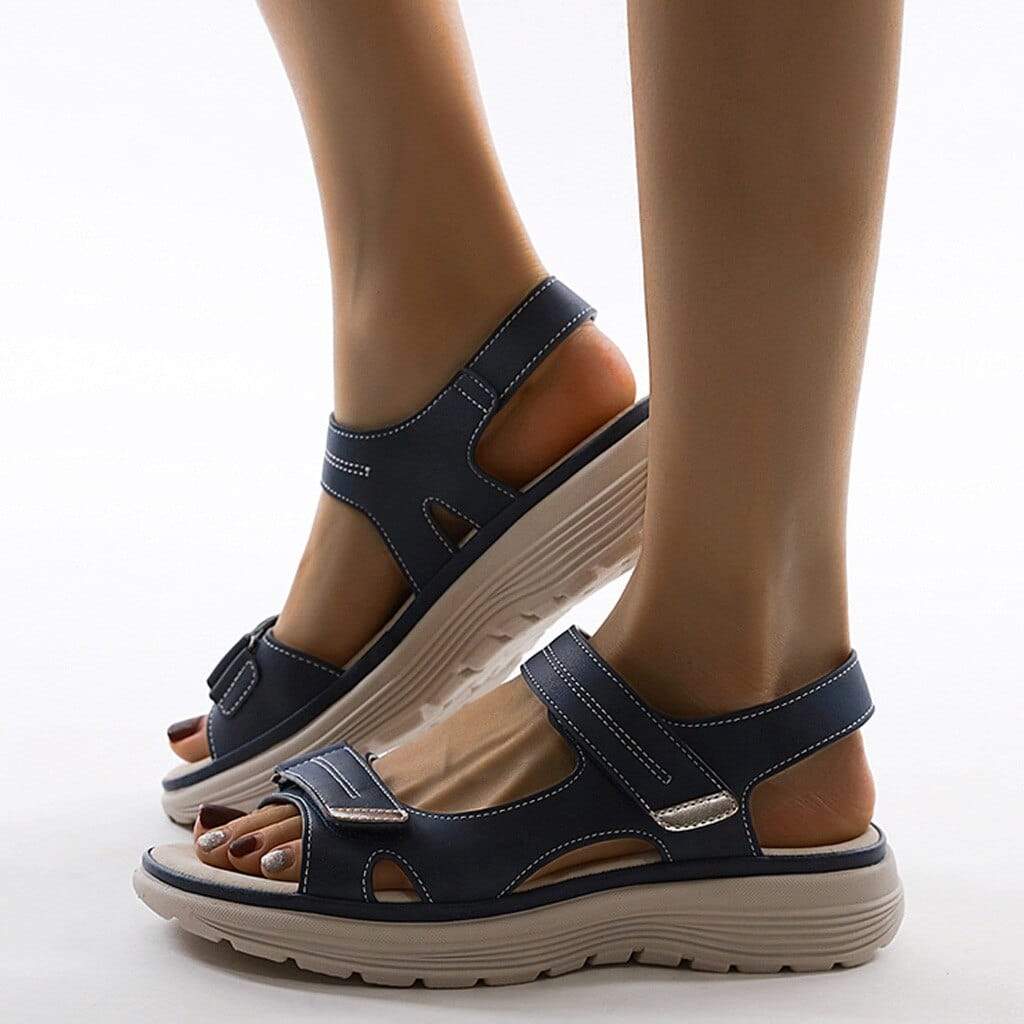 Bequeme Sandalen zum Gehen mit Fußgewölbestütze und verstellbarer Passform