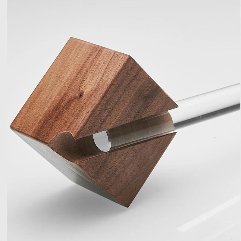 Aurelle Bath Towel Hanger | Orntli