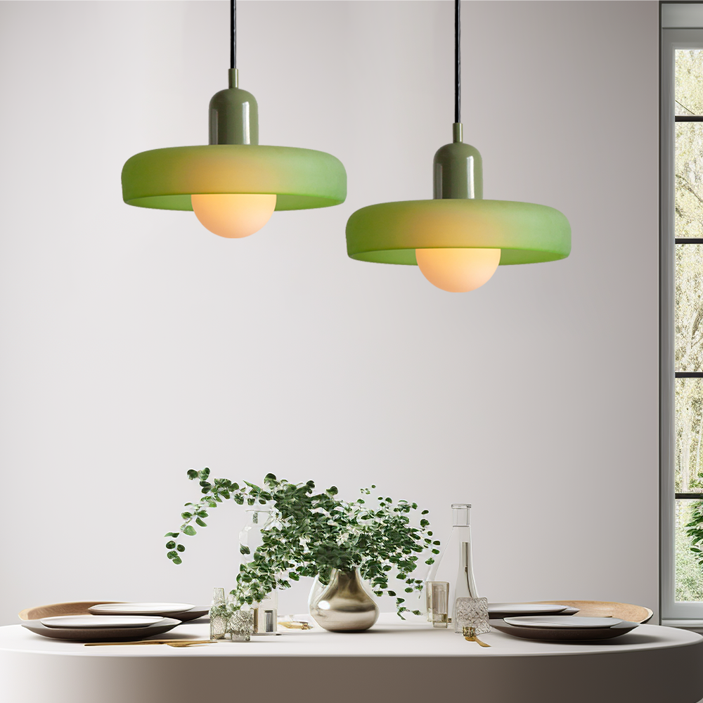 Lampa wisząca Korbel Bauhaus ze szkła w białym kolorze, nowoczesna elegancja